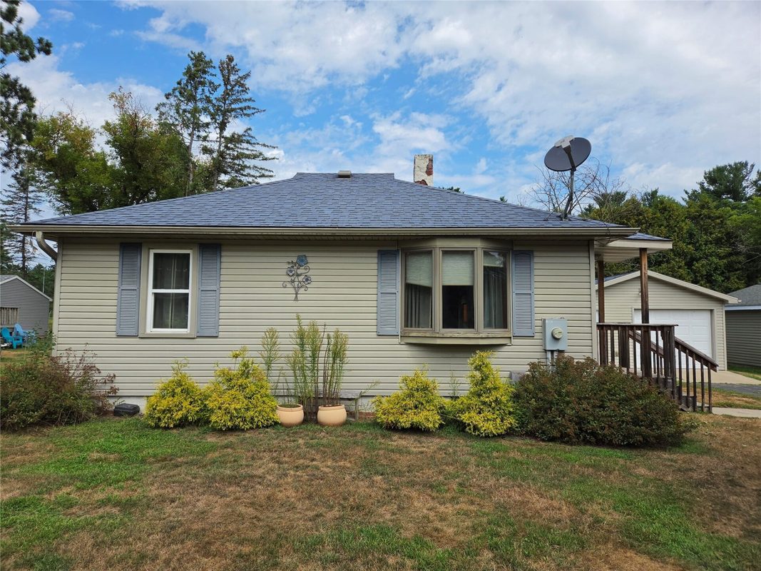 813 Golf Road, Black River Falls WI 54615 - Residential house for sale - MLS #1604345 - image2