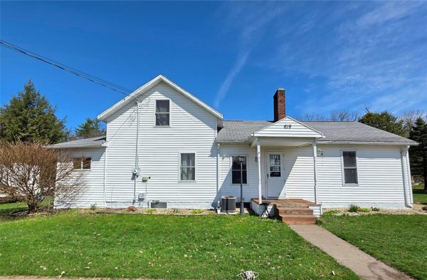 619 W Perkins Street  Augusta WI 54722