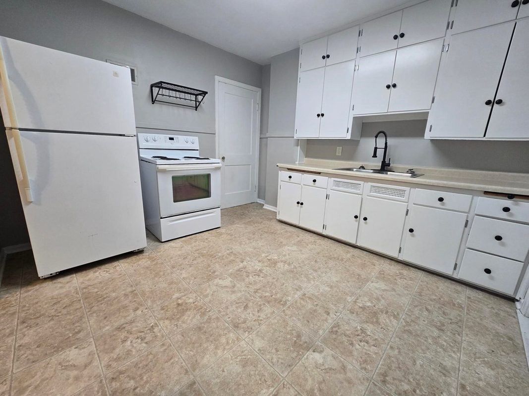 603 & 605 Ripley Avenue, Eau Claire WI 54701 - ResidentialIncome house for sale - MLS #1602948 - image6
