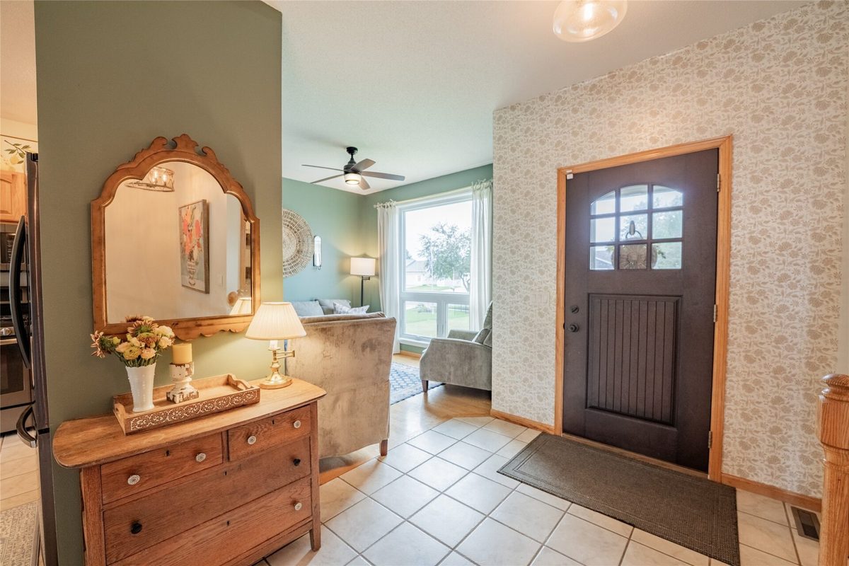 1704 Sierra Drive, Eau Claire WI 54701 - Residential house for sale - MLS #1604065 - image5