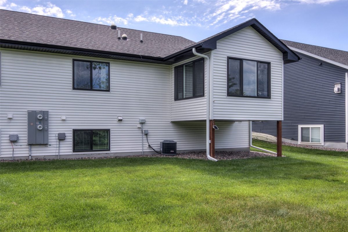 4852 Waylon Street, Eau Claire WI 54703 - Residential house for sale - MLS #1603022 - image39