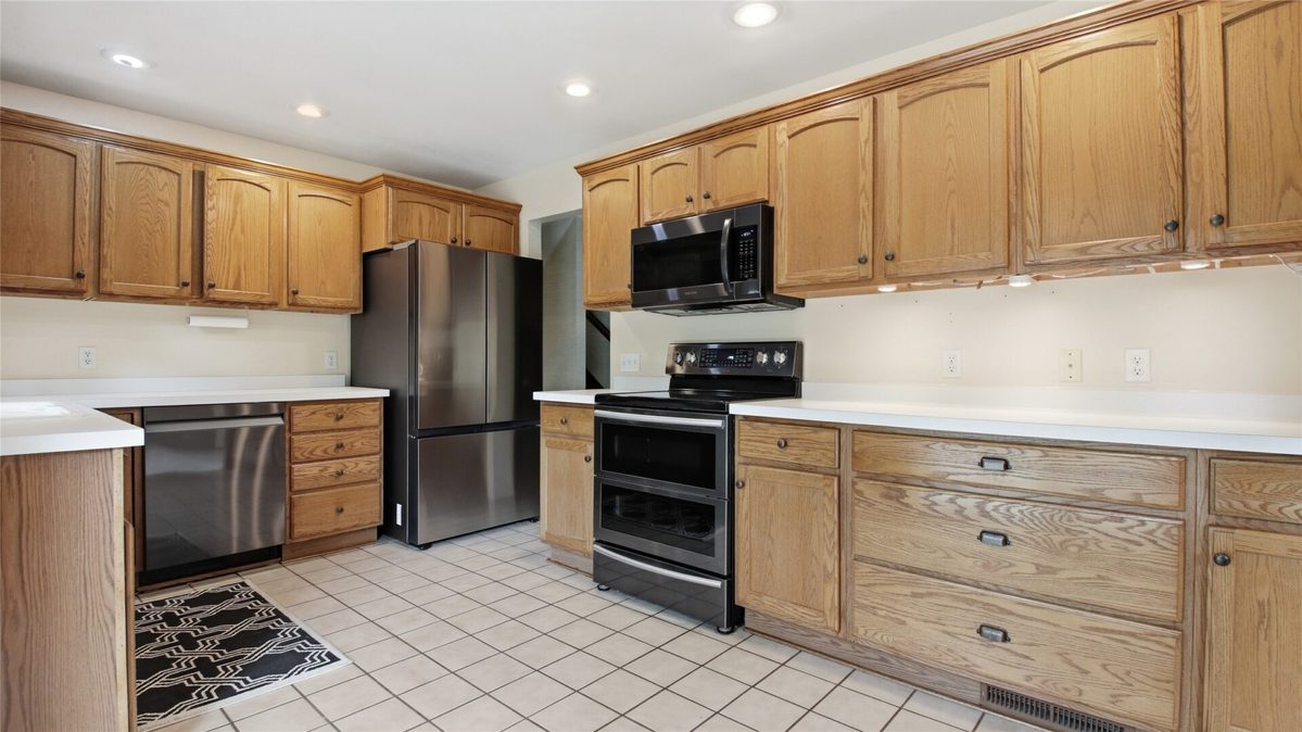 212 Country Club Lane, Altoona WI 54720 - Residential house for sale - MLS #1602805 - image10