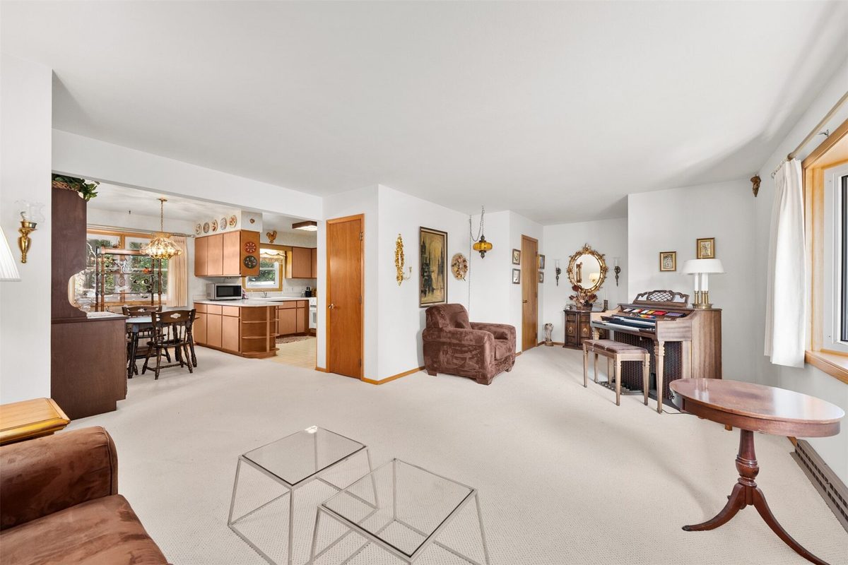 1002 Leonard Drive, Eau Claire WI 54703 - Residential house for sale - MLS #1604356 - image5