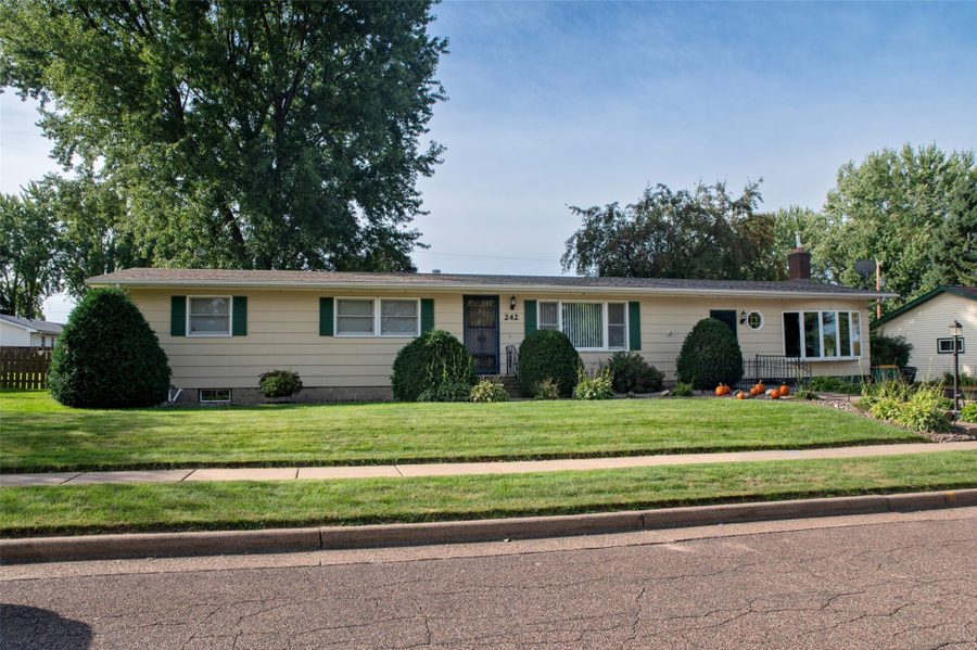 242 E Tyler Avenue