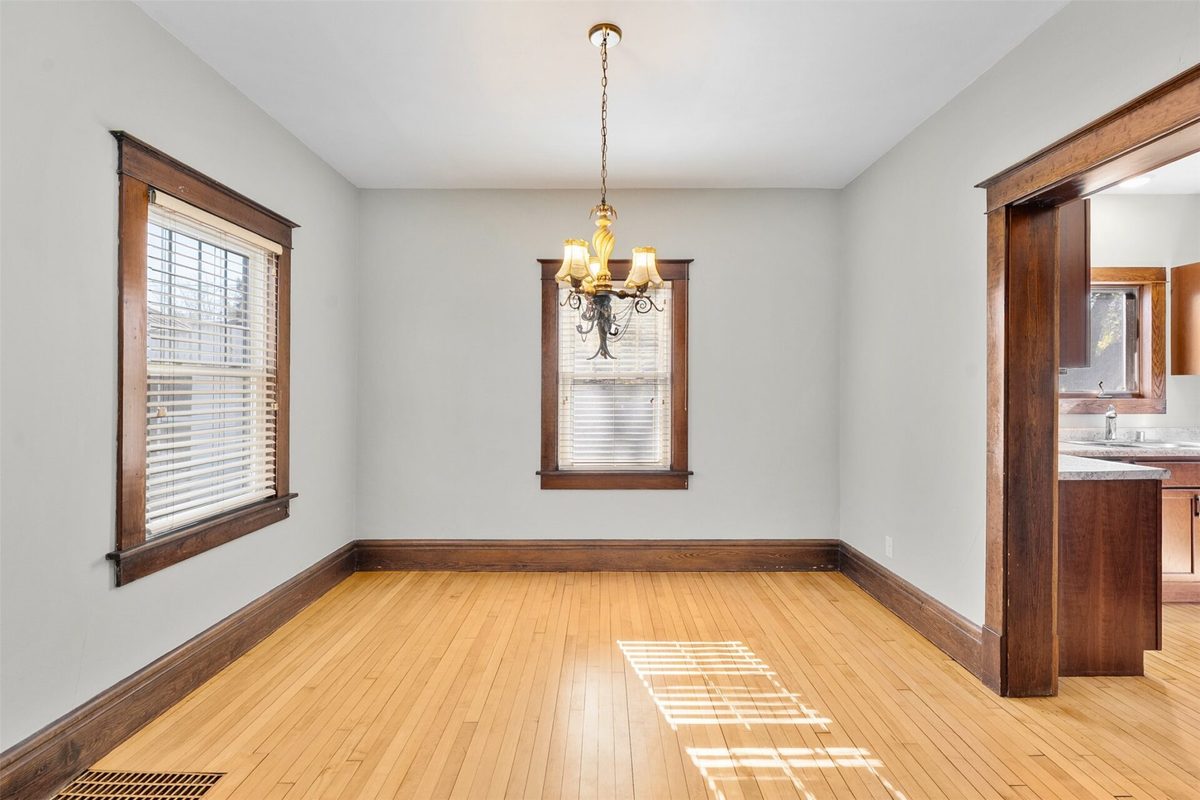 233 Garfield Avenue, Eau Claire WI 54701 - Residential house for sale - MLS #1606145 - image7