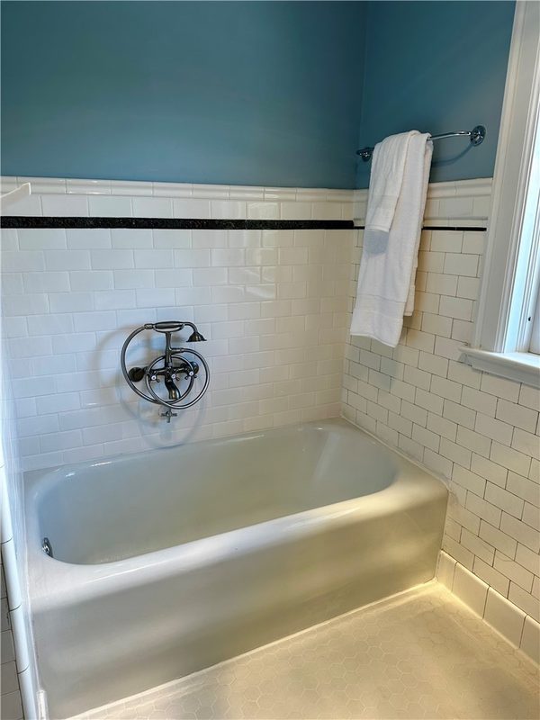 707 W Columbia Street, Chippewa Falls, WI