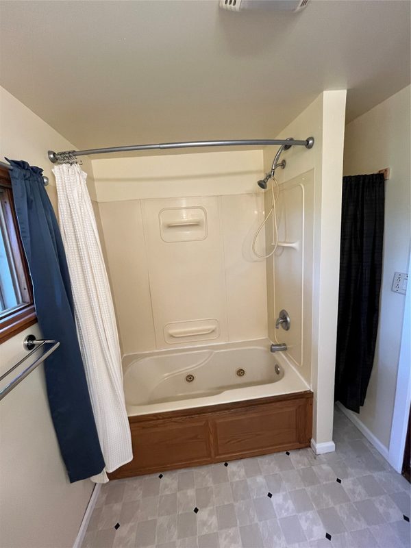 W16717 Holmen Road, Osseo WI 54758 - Residential house for sale - MLS #1604889 - image20