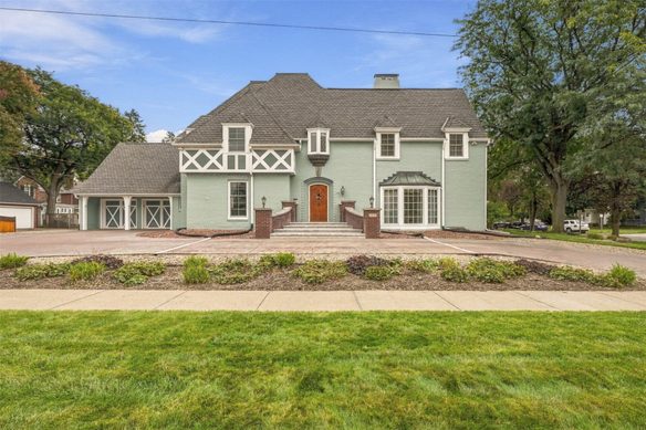 1615 Park Avenue, Eau Claire WI 54701 - Residential house for sale - MLS #1605569 - image1