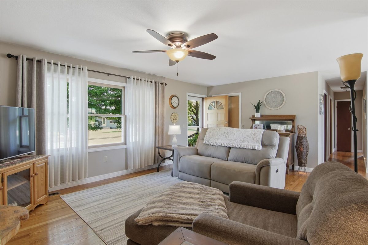 315 Baldwin Street, Augusta, WI