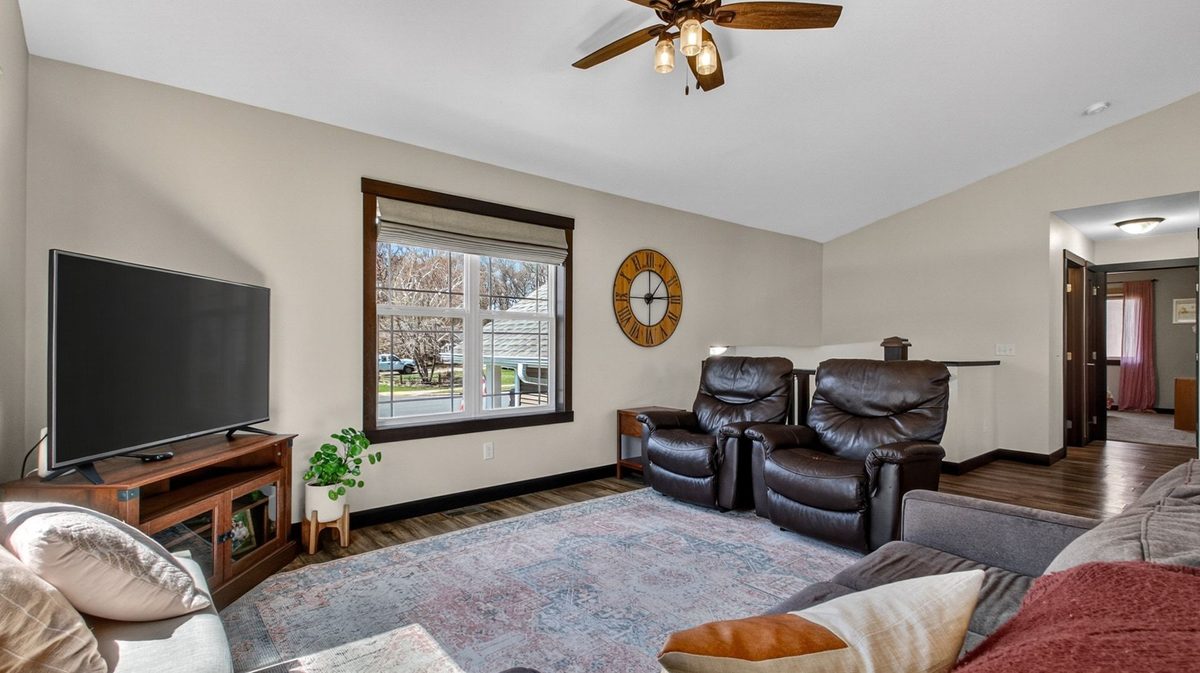 1929 Gooder Street Eau Claire WI 54703 — photo 6