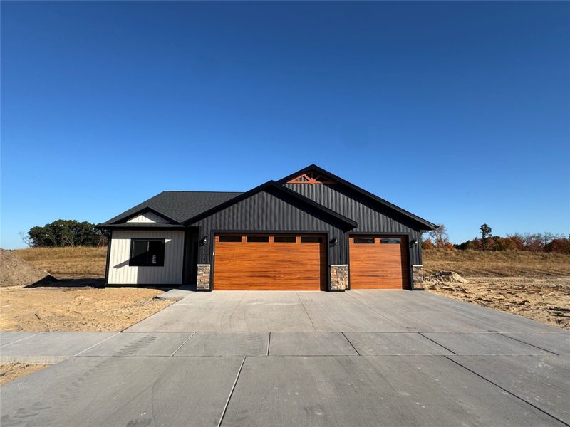 6804 Buck Tail Drive