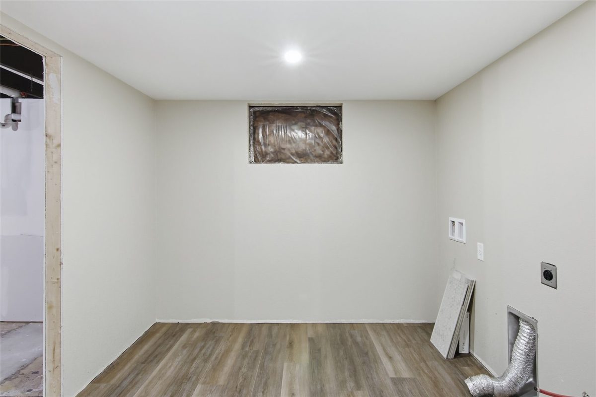 2422 4th Street, Eau Claire WI 54703 - Residential house for sale - MLS #1606149 - image28