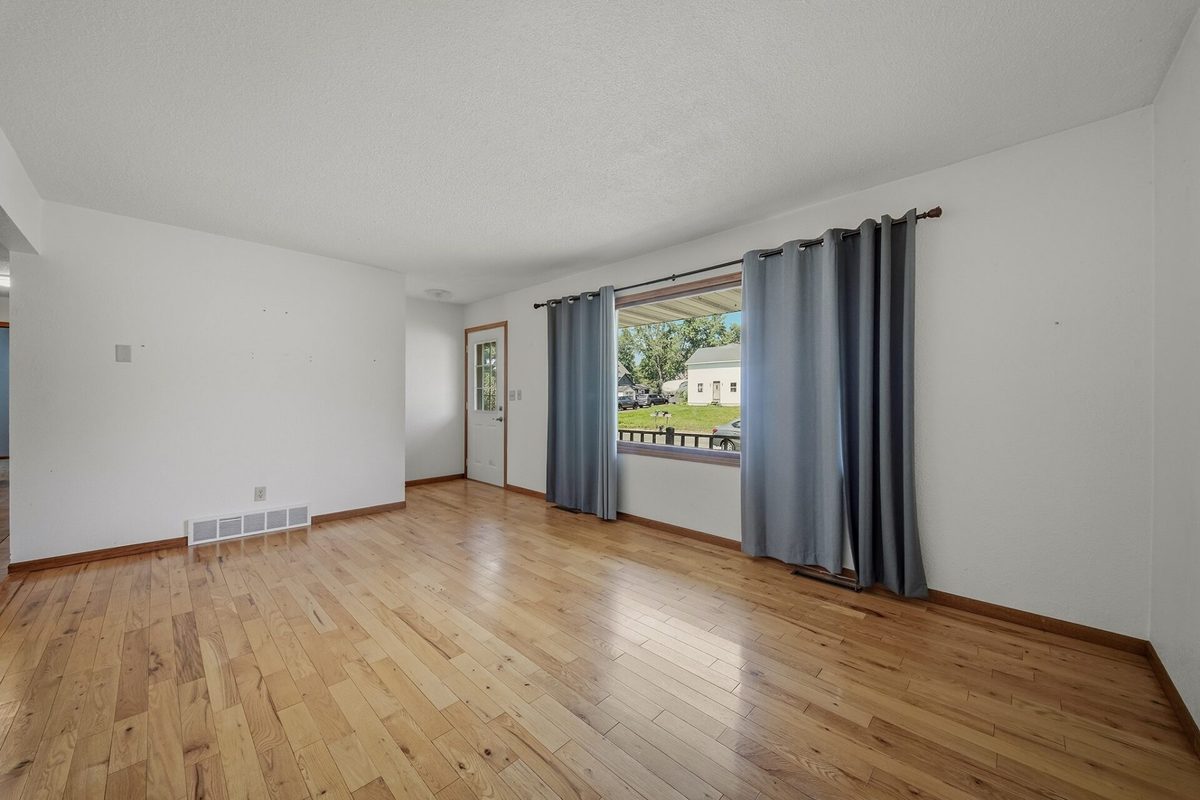 317 Grant Street, Augusta WI 54722 - Residential house for sale - MLS #1603621 - image12