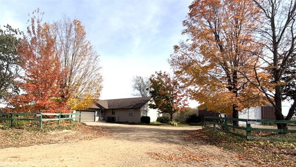 8063 North Road Eau Claire WI 54701