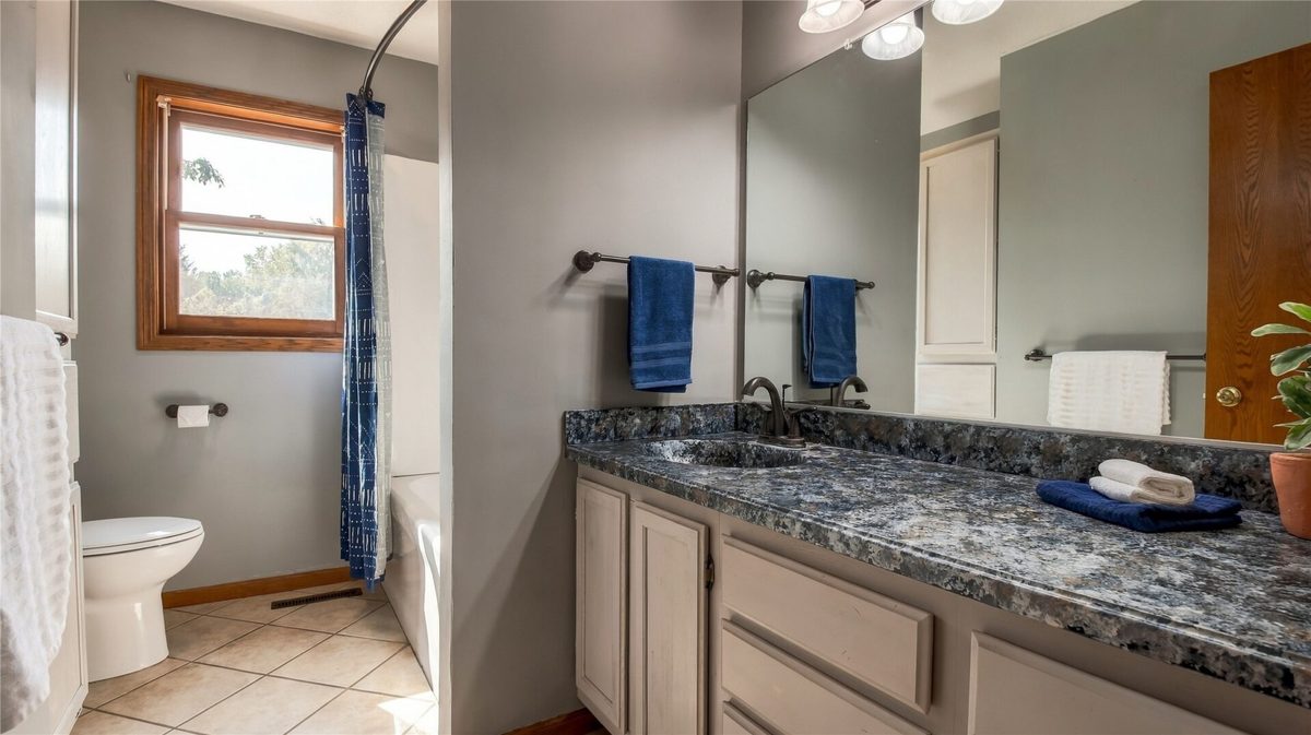 503 Hewitt Street, Eau Claire WI 54703 - Residential house for sale - MLS #1605066 - image23