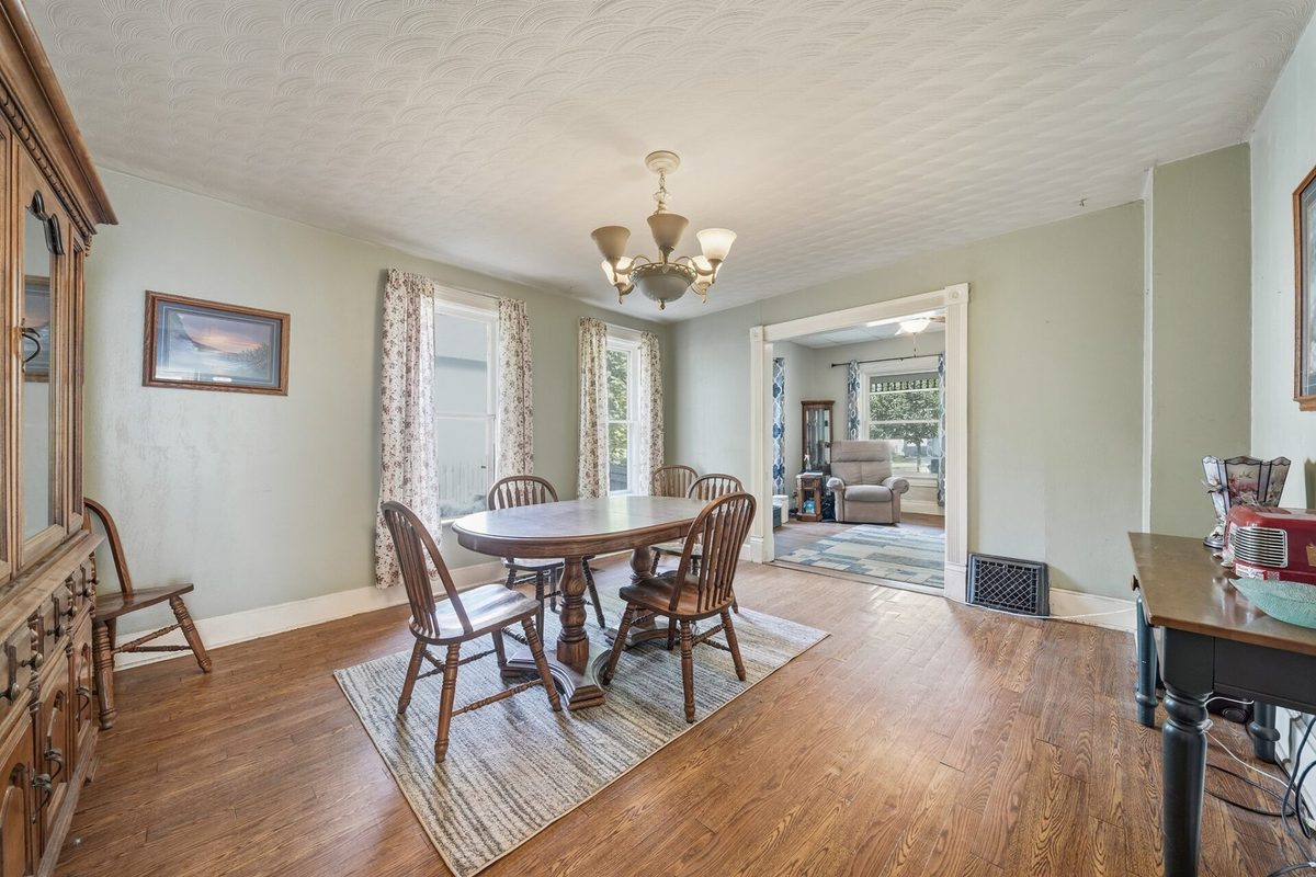 1551 Madison Street, Eau Claire WI 54703 - Residential house for sale - MLS #1604339 - image10