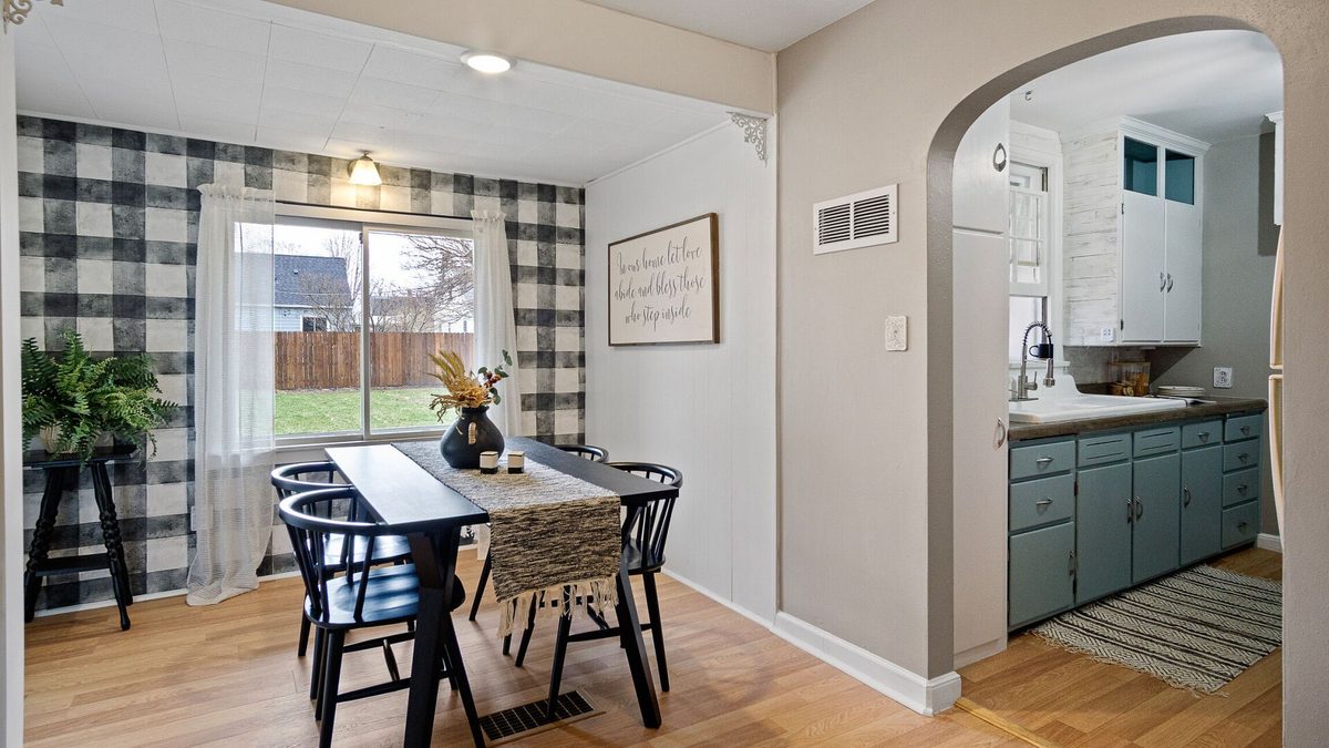 1621 Highland Avenue Eau Claire WI 54701 — photo 21