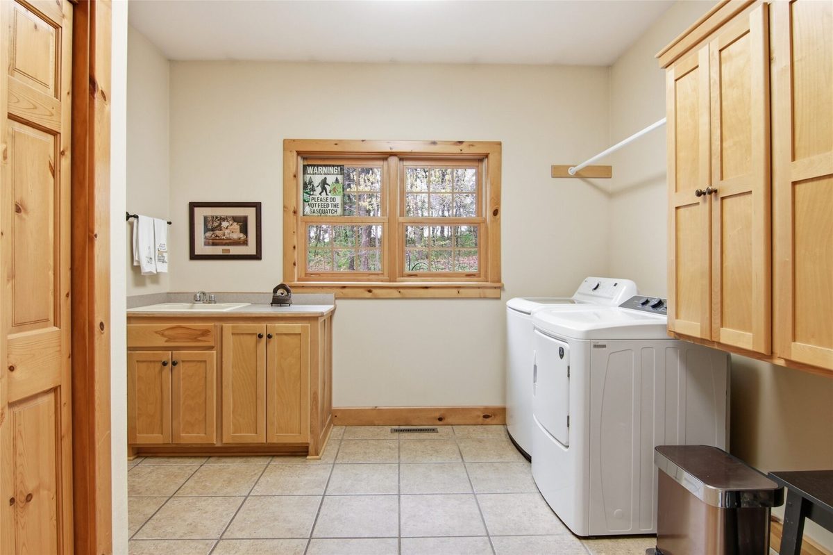 E8200 260th Avenue, Elk Mound WI 54739 - Residential house for sale - MLS #1600905 - image21