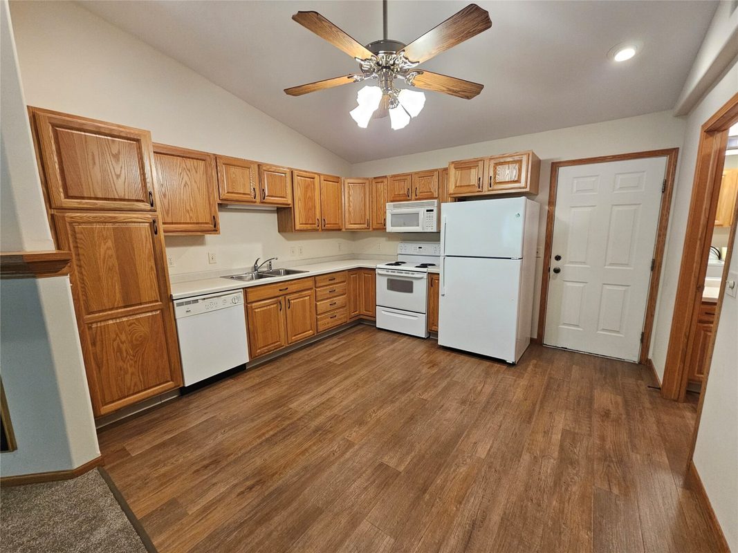 3330 Robin Meadows Lane, Eau Claire WI 54701 - Residential house for sale - MLS #1605117 - image7