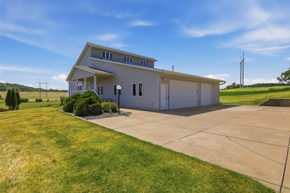 E4948 429th Ave, Menomonie WI 54751 - Residential house for sale - MLS #1601988 - image1