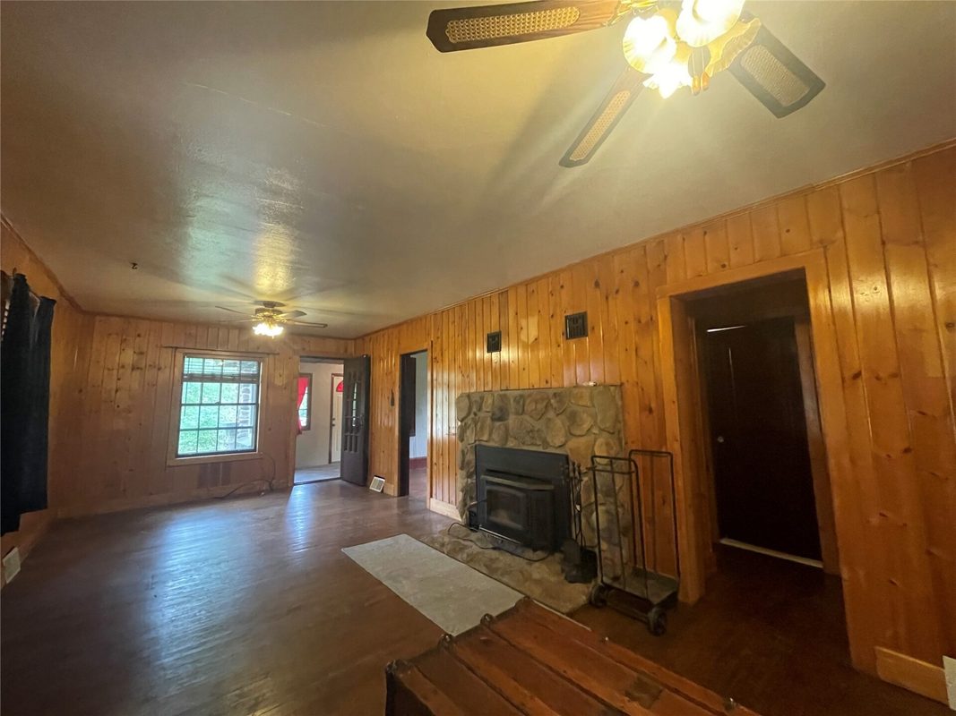 N8644 Lumbard Lane, Springbrook WI 54875 - Residential house for sale - MLS #1600874 - image15
