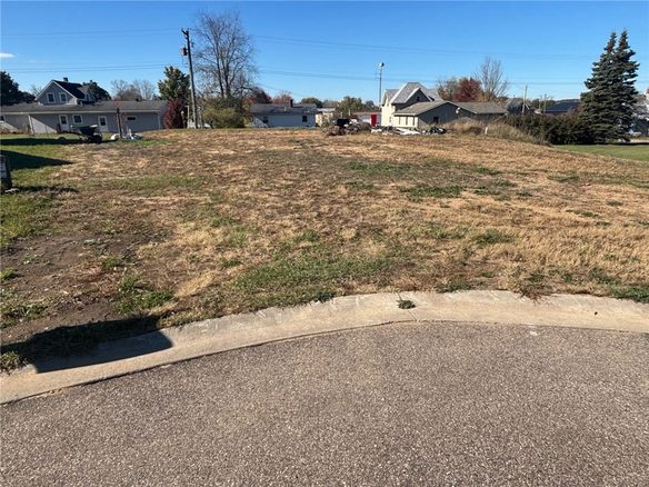 225 3rd Avenue S, Strum, WI
