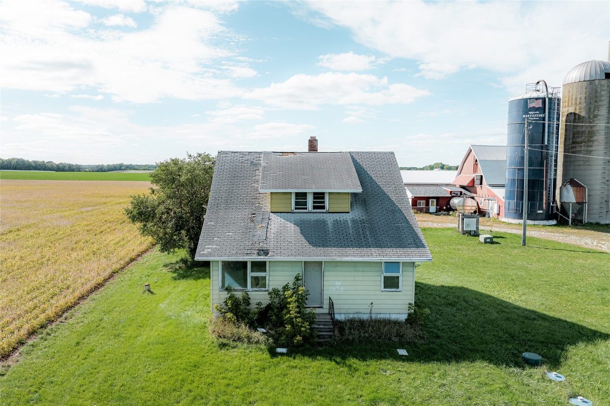 N1211 County Road GG, WI 54130 - Farm house for sale - MLS #1605640 - image2