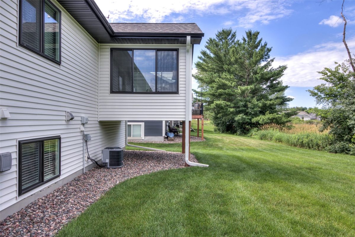 4852 Waylon Street, Eau Claire WI 54703 - Residential house for sale - MLS #1603022 - image37