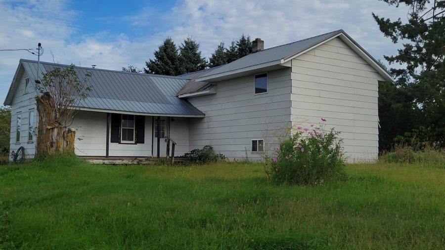 3585 Highway 49 