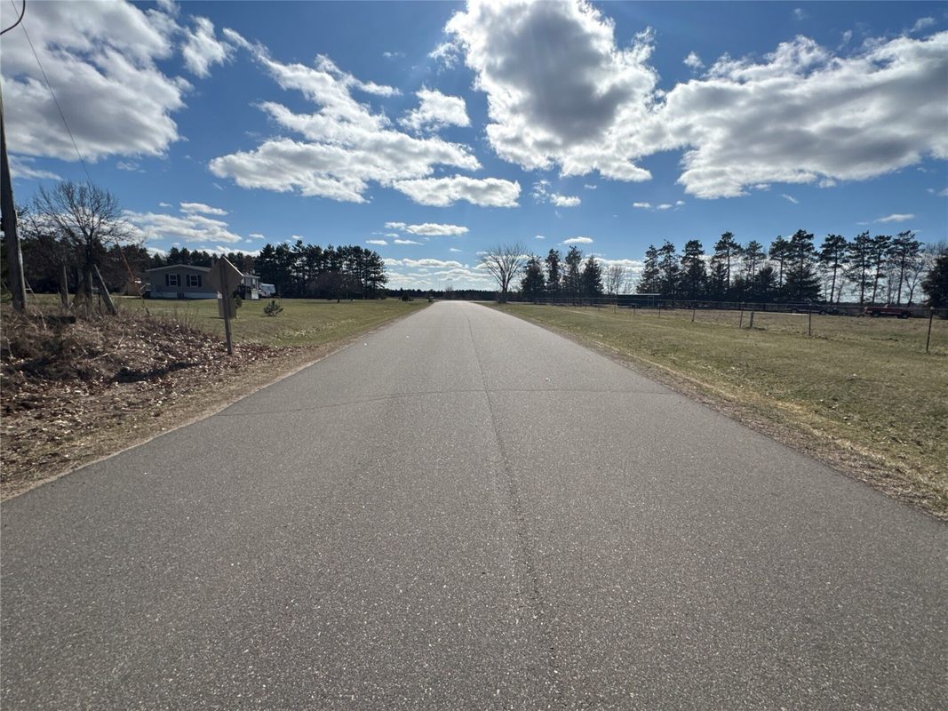 10026 E 140th Avenue Mondovi WI 54701 — photo 12