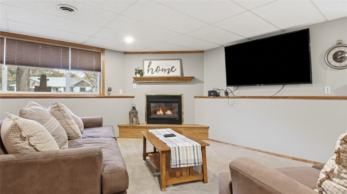 2737 Jeanne Lane, Eau Claire WI 54703 - Residential house for sale - MLS #1605974 - image27