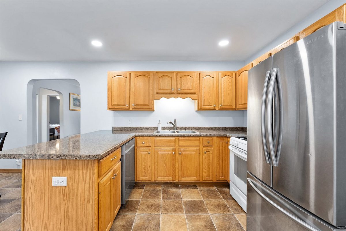 2129 Lexington Boulevard, Eau Claire WI 54701 - Residential house for sale - MLS #1602818 - image9