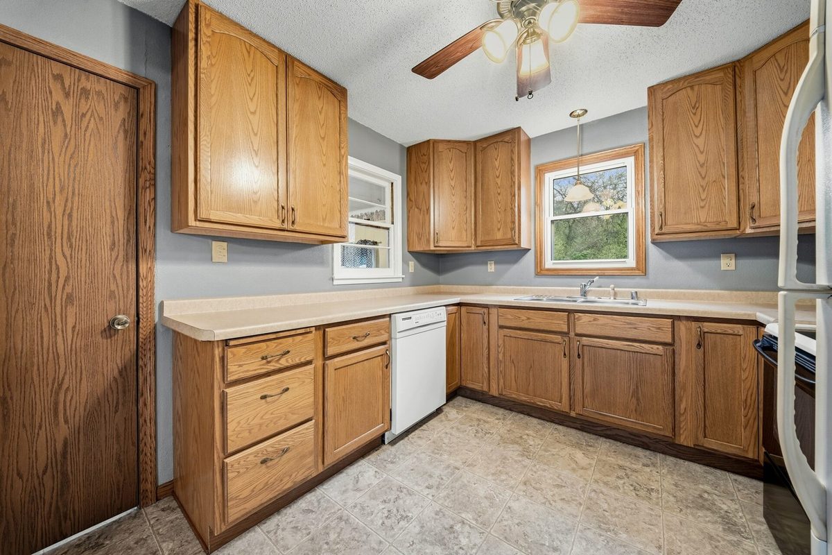 1213 Ervin Road, Eau Claire, WI — photo 19