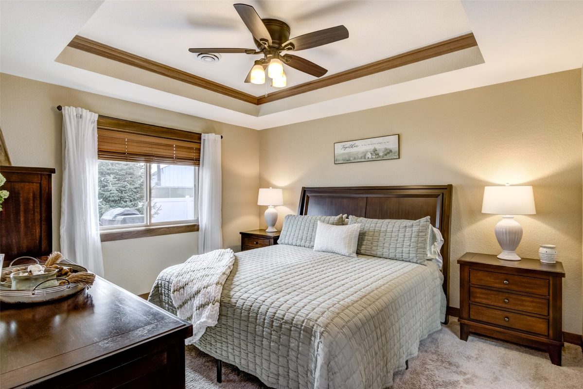 5609 Green Park Drive, Eau Claire, WI — photo 12