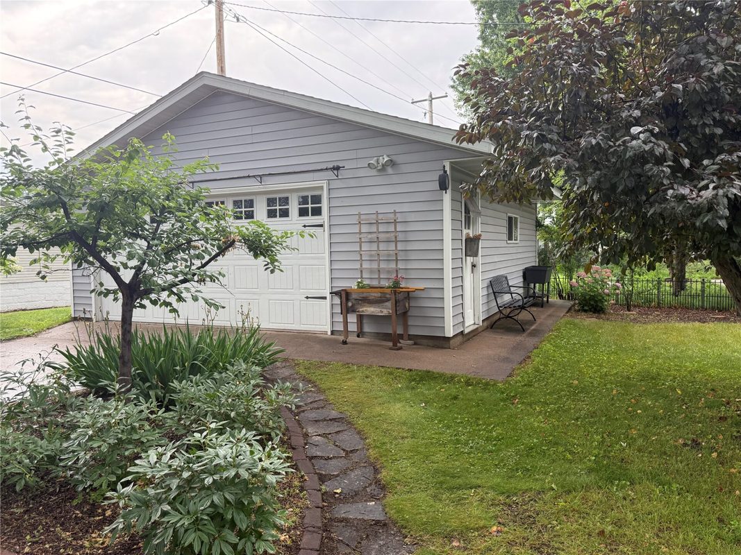 1524 Highland Avenue, Eau Claire WI 54701 - Residential house for sale - MLS #1602633 - image31