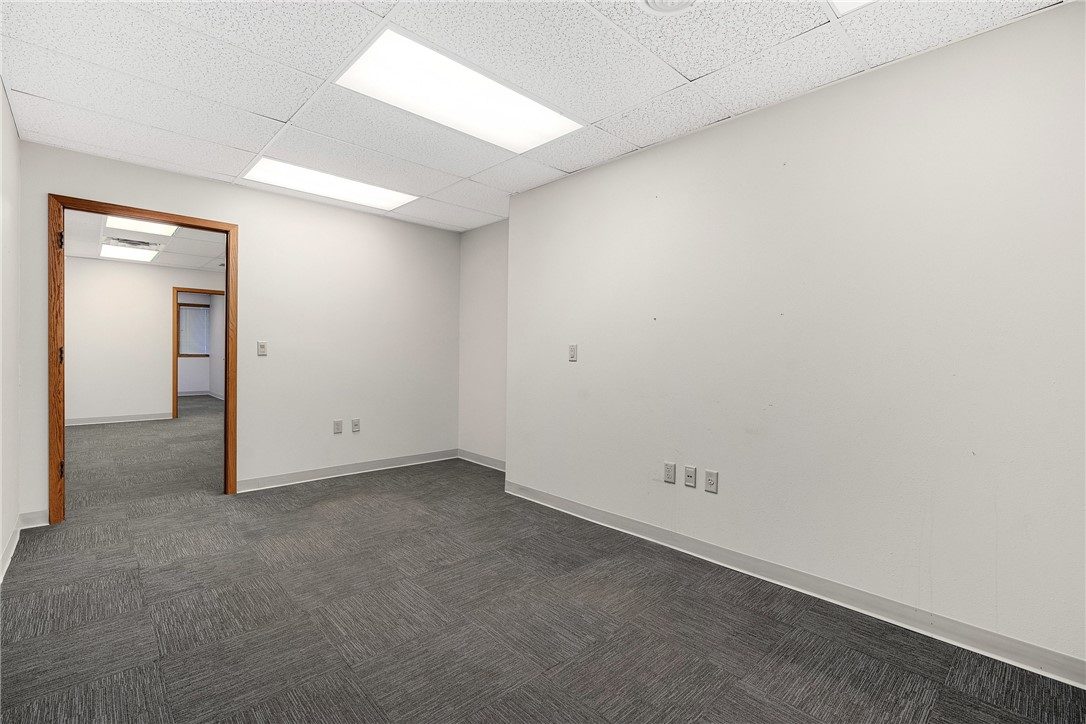 703 W Hamilton Avenue, Eau Claire, WI — photo 28