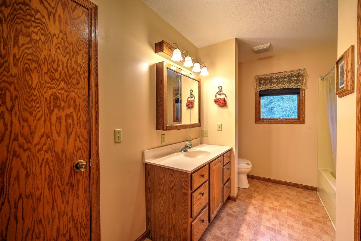 2025 250th Avenue, Luck WI 54853 - Residential house for sale - MLS #1605535 - image10