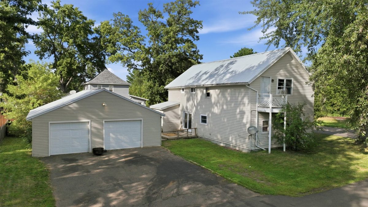 905 Lewis Avenue, Cameron WI 54822 - ResidentialIncome house for sale - MLS #1604520 - image4