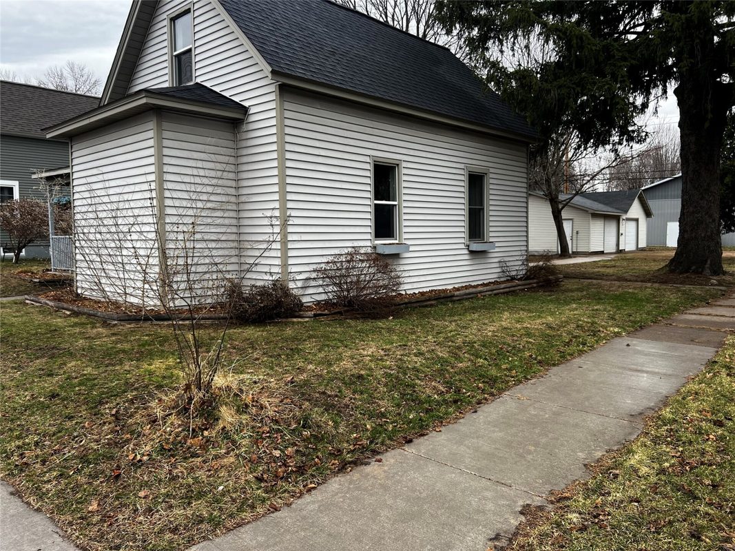 1502 Stout Street, Menomonie WI 54751 - Residential house for sale - MLS #1599974 - image21