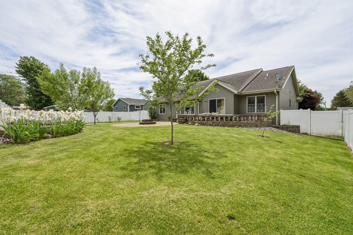420 E 1st Street, Loyal, WI