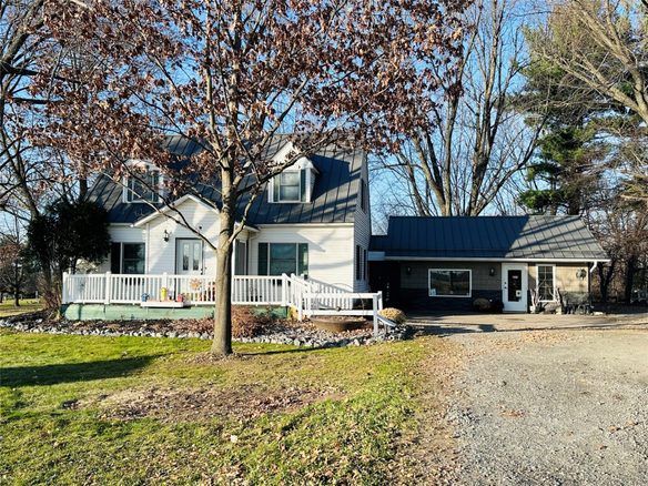 1113 Division Street, Neillsville WI 54456 - CommercialSale house for sale - MLS #1601776 - image1