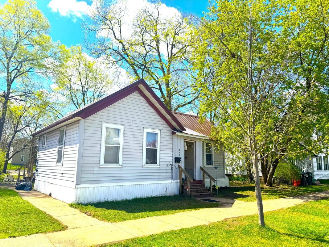 809 Niagara Street, Eau Claire, WI