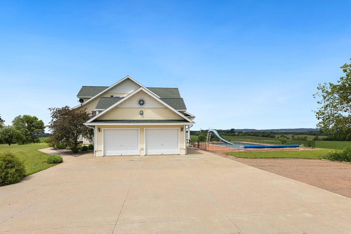 W11480 Avon Road, Alma Center WI 54611 - Residential house for sale - MLS #1601787 - image47