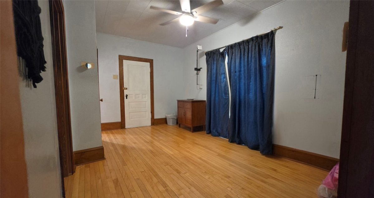 2416 4th Street, Eau Claire WI 54703 - Residential house for sale - MLS #1604818 - image7