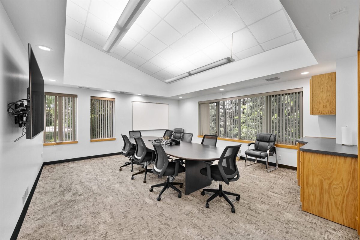 2720 Arbor Court, Eau Claire WI 54701 - CommercialSale house for sale - MLS #1601980 - image8