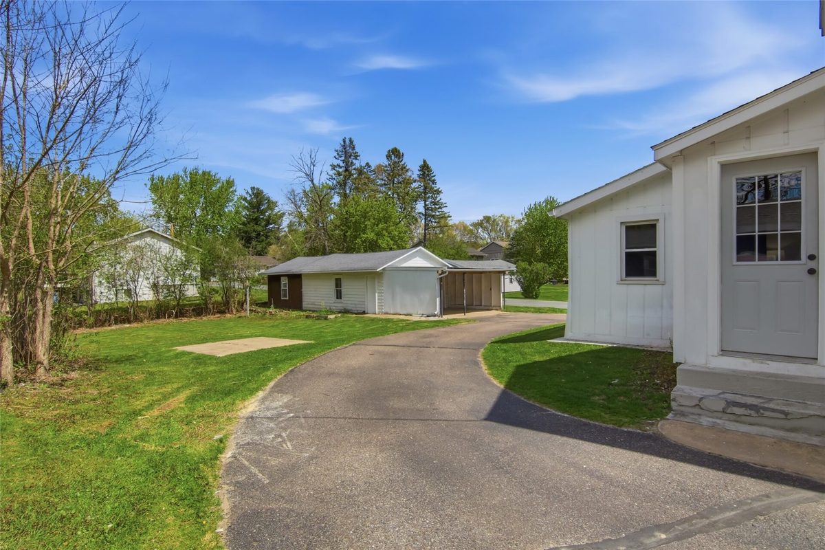 2210 Vine Street, Eau Claire WI 54703 - Residential house for sale - MLS #1600958 - image28