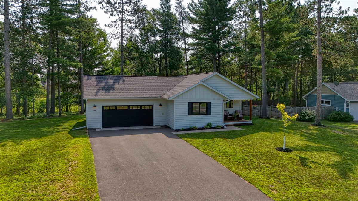 10764 August Lane, Hayward, WI