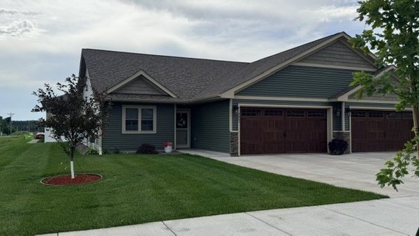 4867 Field Crest Lane Eau Claire WI 54701