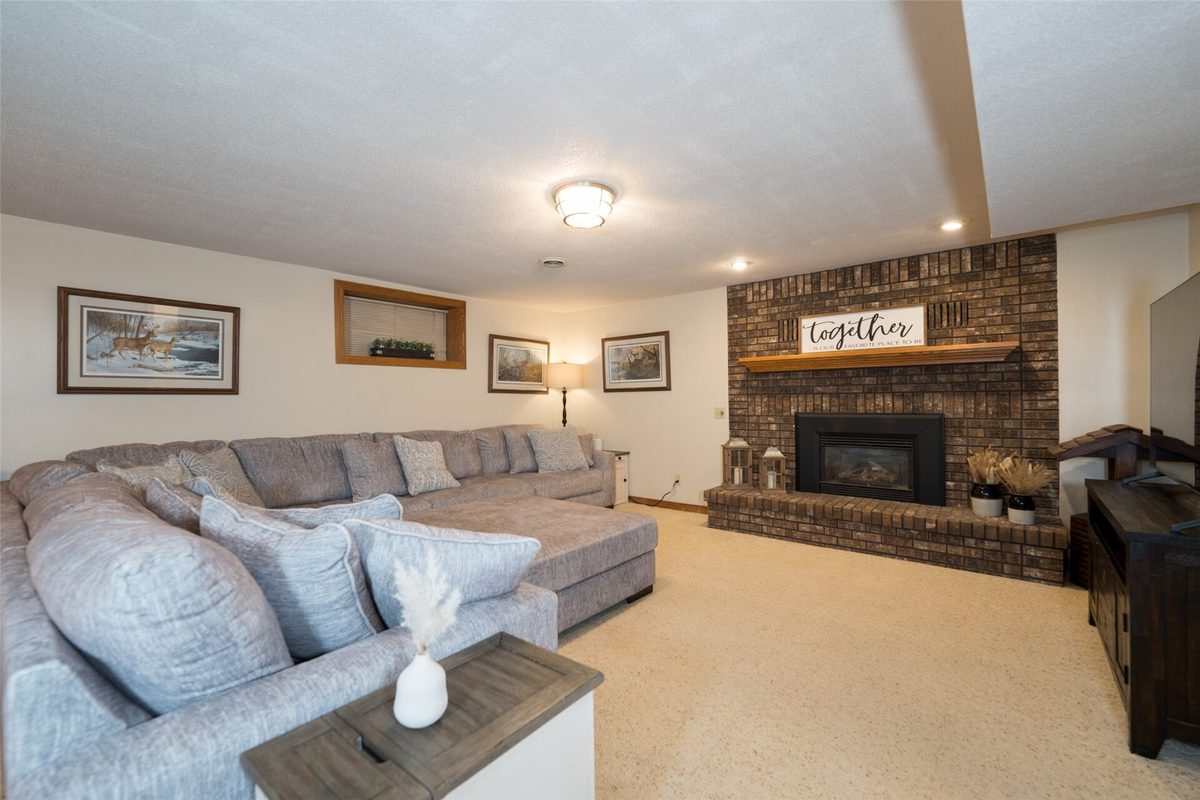 1501 Grover Road, Eau Claire WI 54701 - Residential house for sale - MLS #1601210 - image41