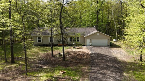 6869 Harings Lane Siren WI 54872